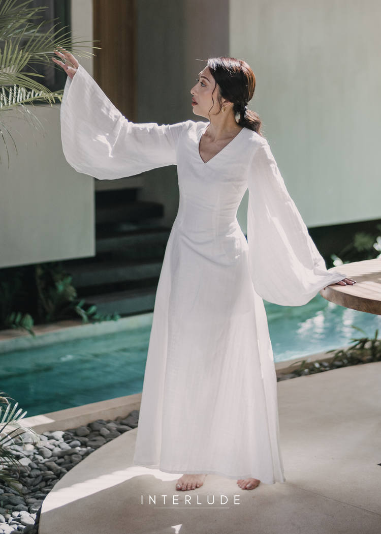 Guinevere Maxi Dress in Vanilla Cream Guinevere Maxi Dress in Vanilla Cream