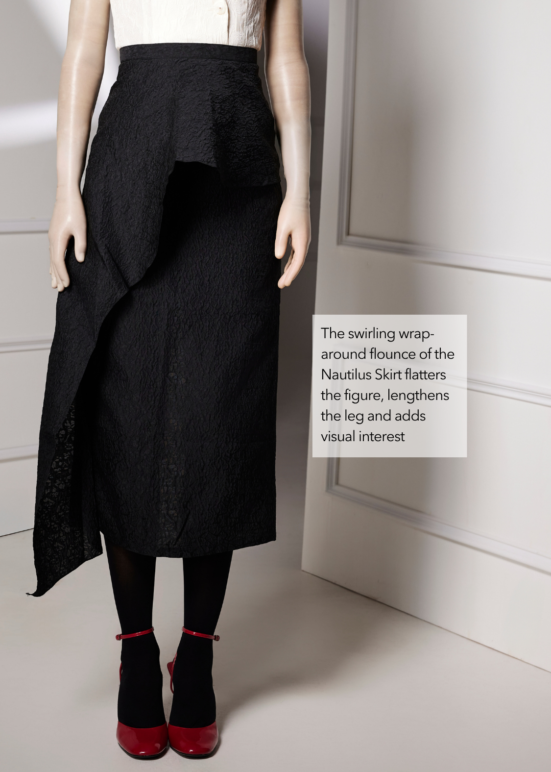 Nautilus Skirt in Black Walnut